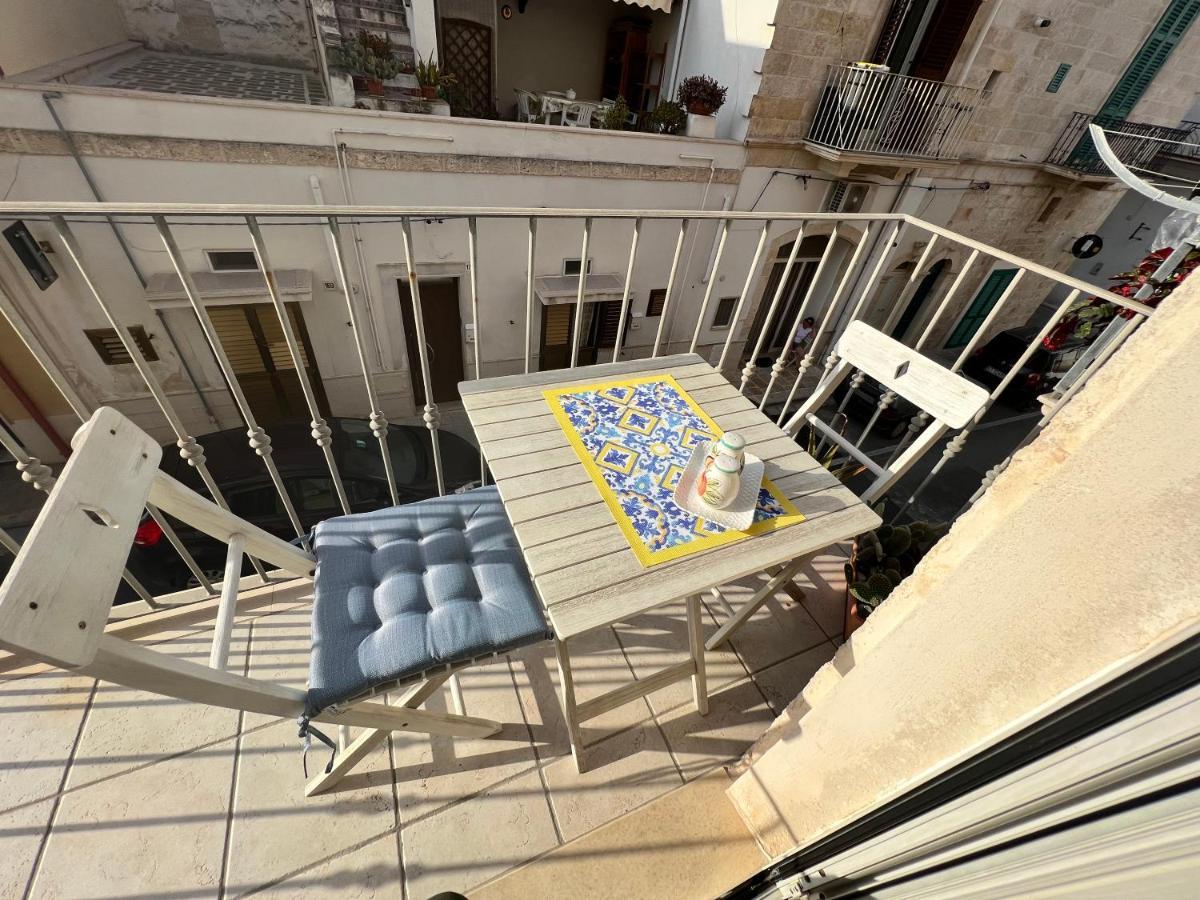 Вілла Donna Giulia Casa Vacanze Поліньяно-а-Маре Екстер'єр фото